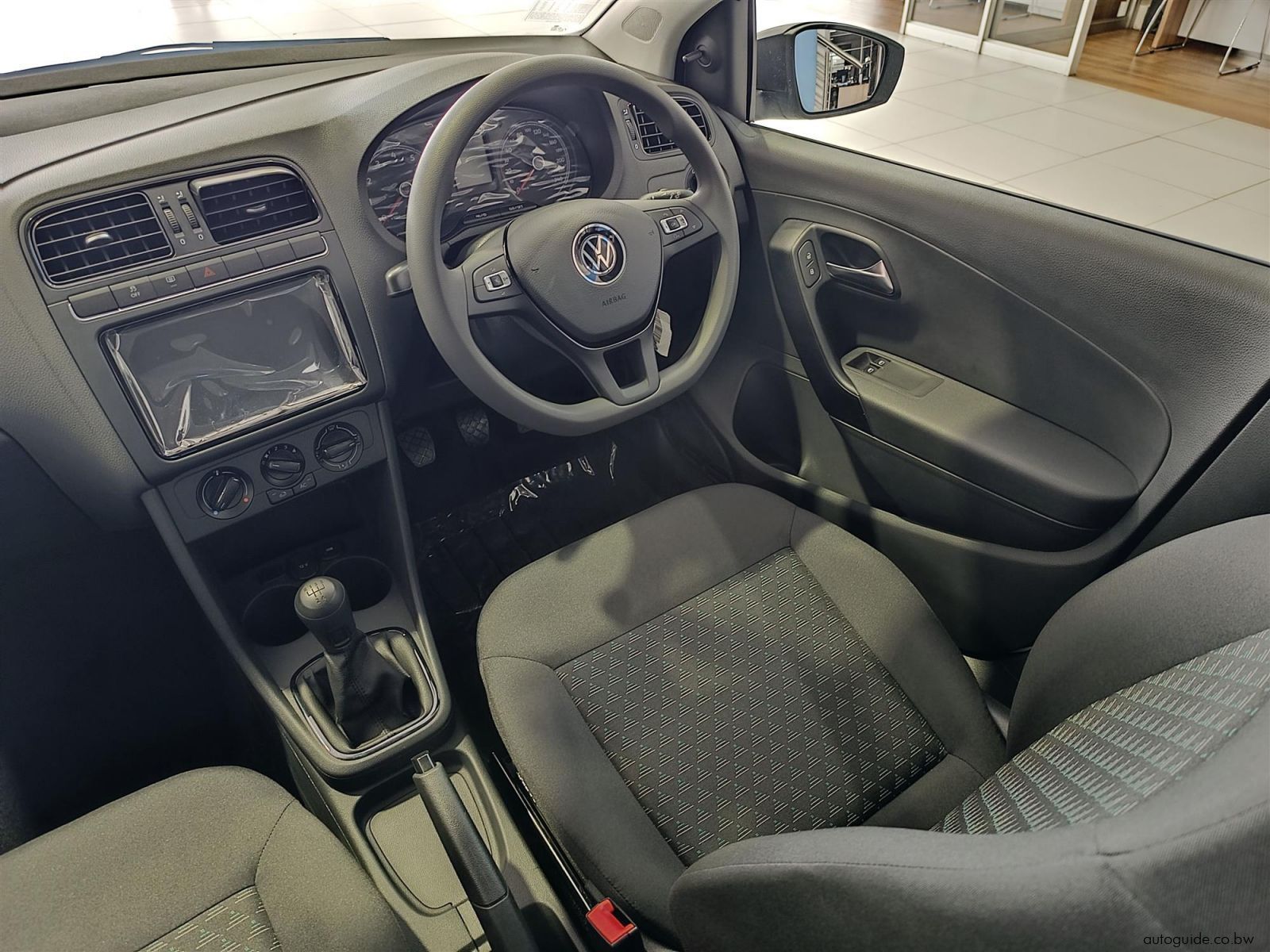 2025 Volkswagen Polo Vivo 1.4L 63kW photo
