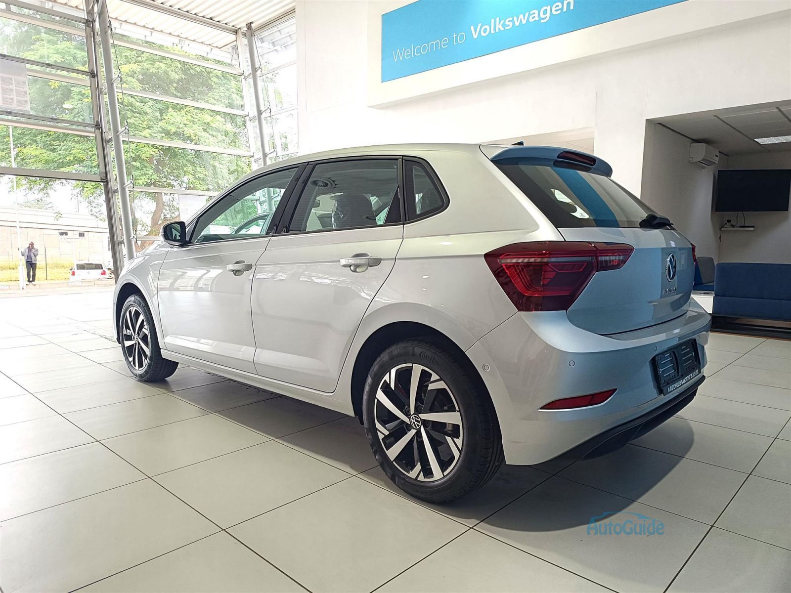 2025 Volkswagen Polo 1.0TSi Life DSG photo