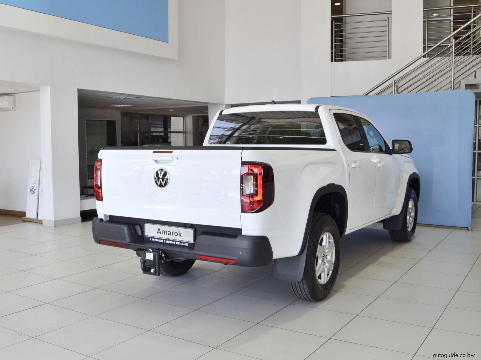 2025 Volkswagen Amarok Life - A/T - 4x2 pictures