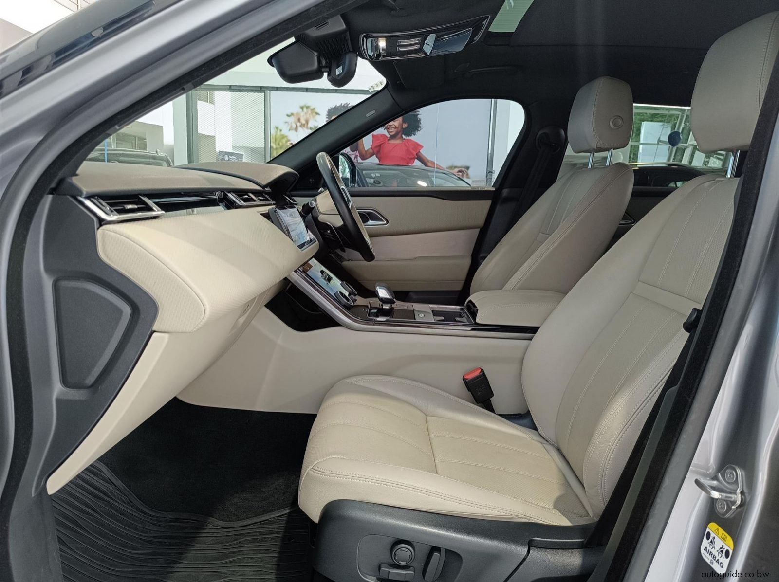 2023 Land Rover Range Rover Velar D300 R-Dynamic SE pictures