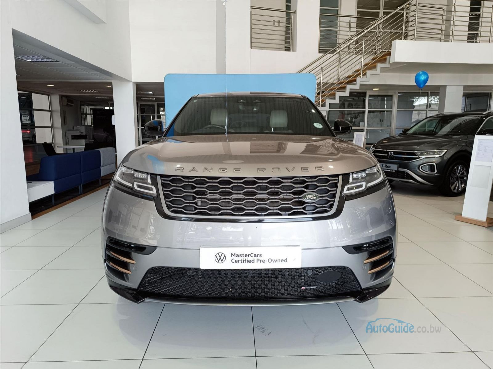 2023 Land Rover Range Rover Velar D300 R-Dynamic SE pictures
