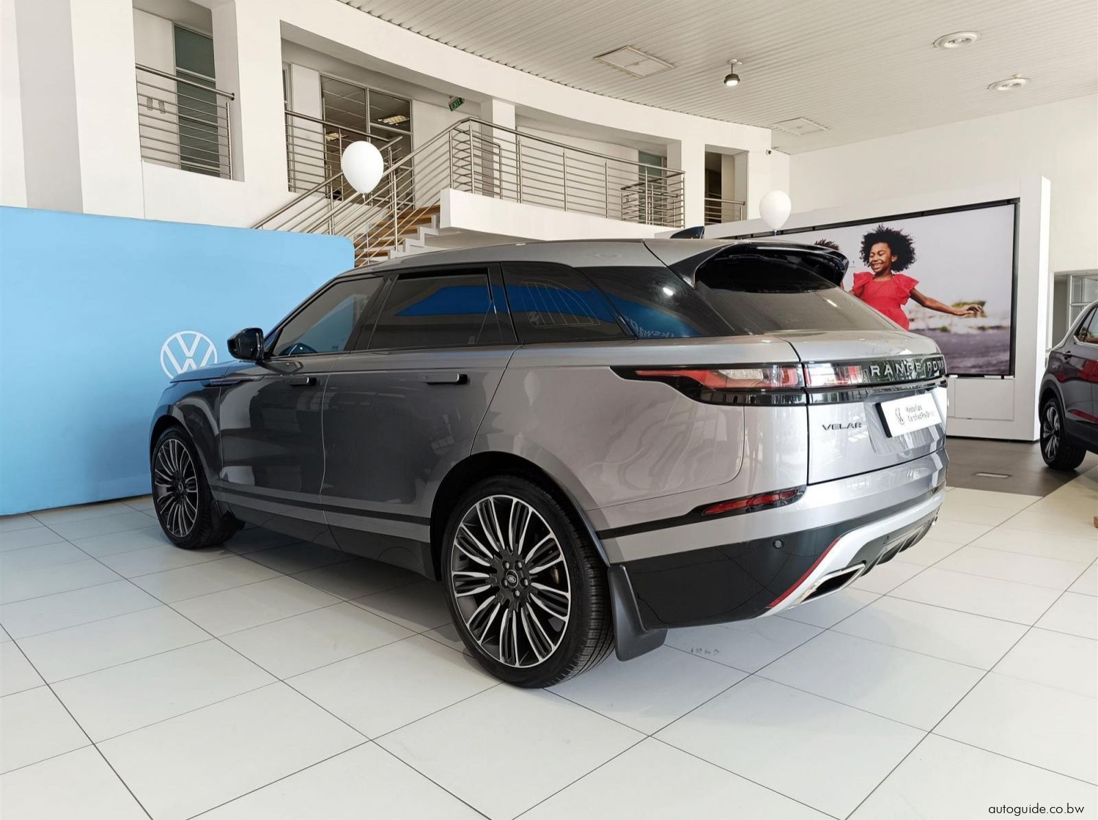 2023 Land Rover Range Rover Velar D300 R-Dynamic SE pictures