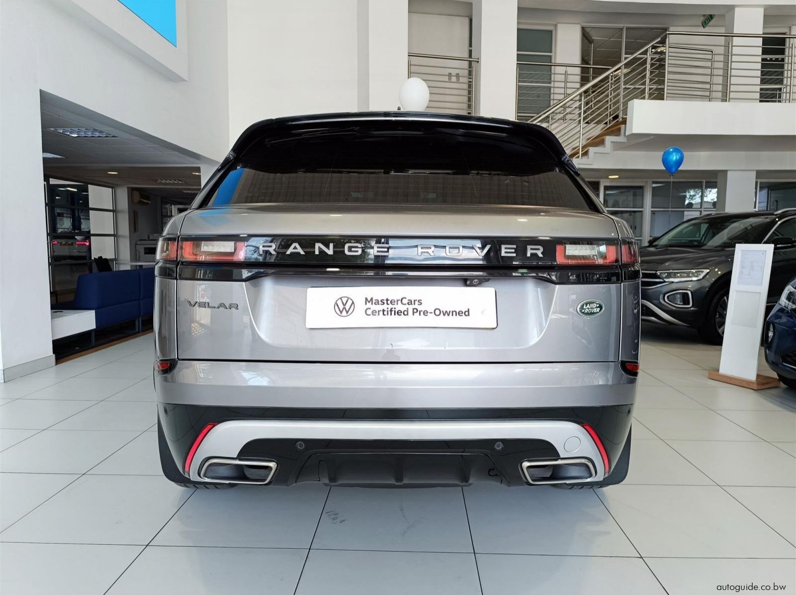 2023 Land Rover Range Rover Velar D300 R-Dynamic SE pictures