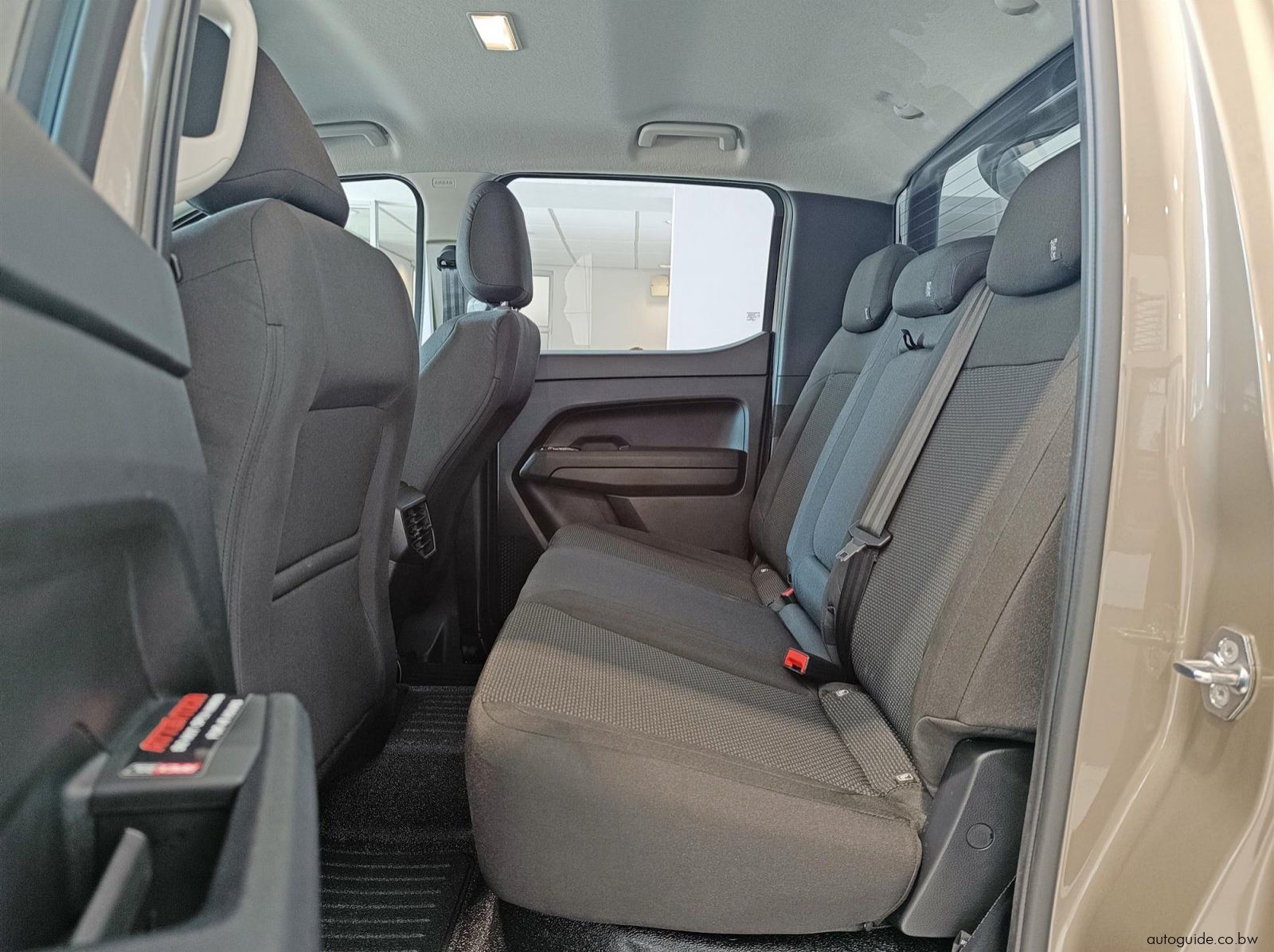 2026 Volkswagen Amarok Double Cab 4Motion pictures