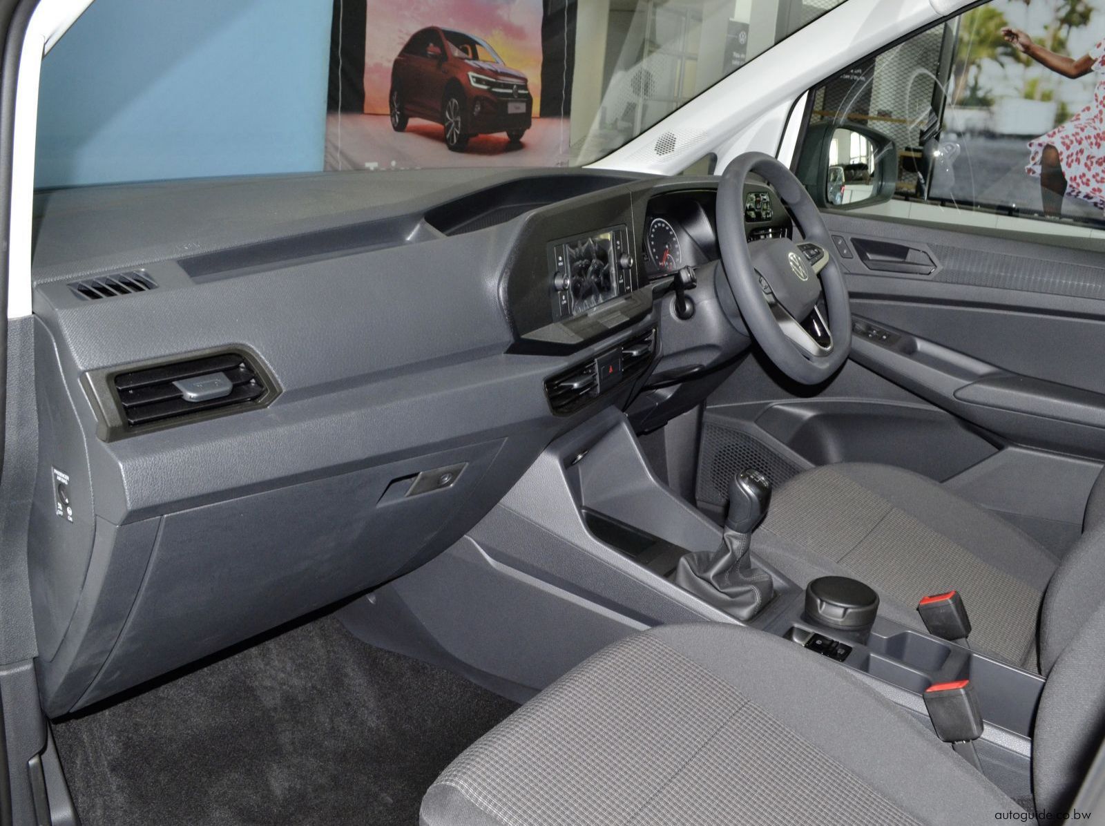 2024 Volkswagen Caddy Panel Van pictures