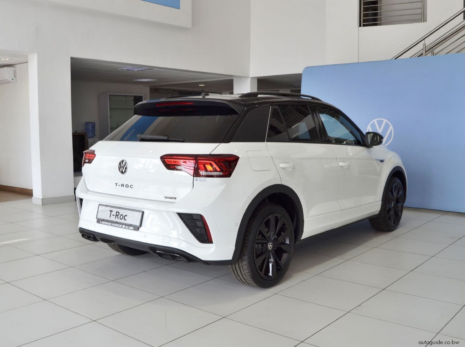 2025 Volkswagen T-Roc 2.0 TSi R-Line pictures