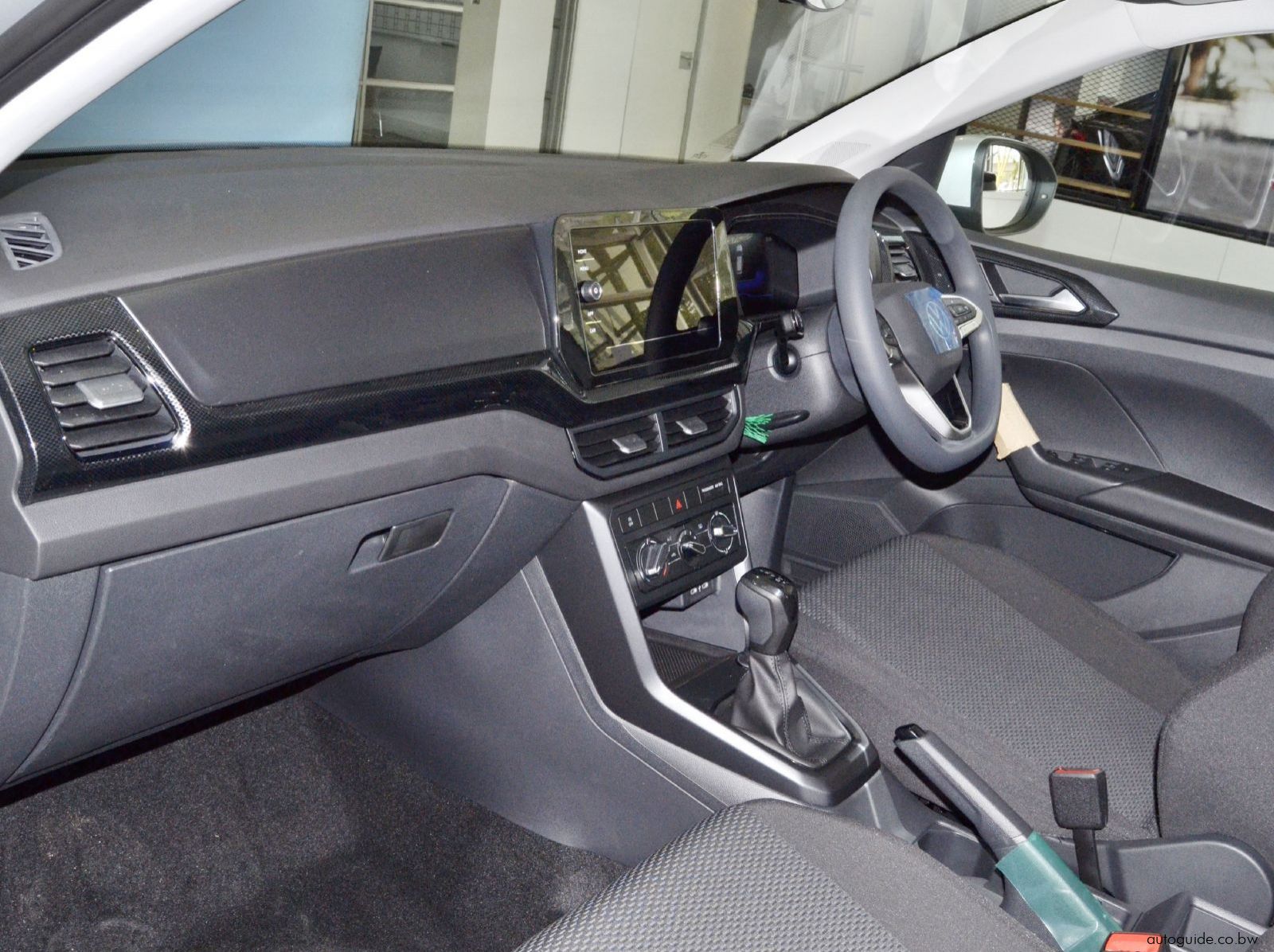 2025 Volkswagen T-Cross 1.0 TSi pictures