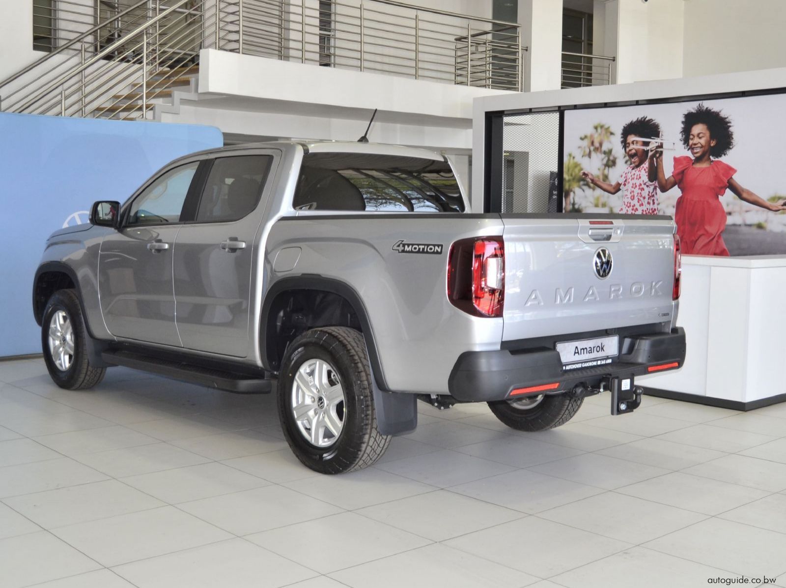 2025 Volkswagen Amarok Life 4Motion pictures