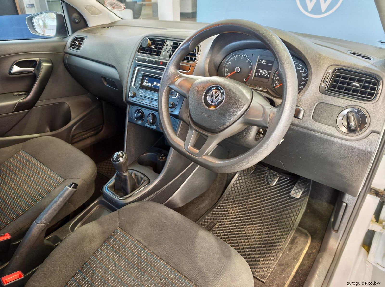 2019 Volkswagen Polo Vivo 1.4 Trendline pictures