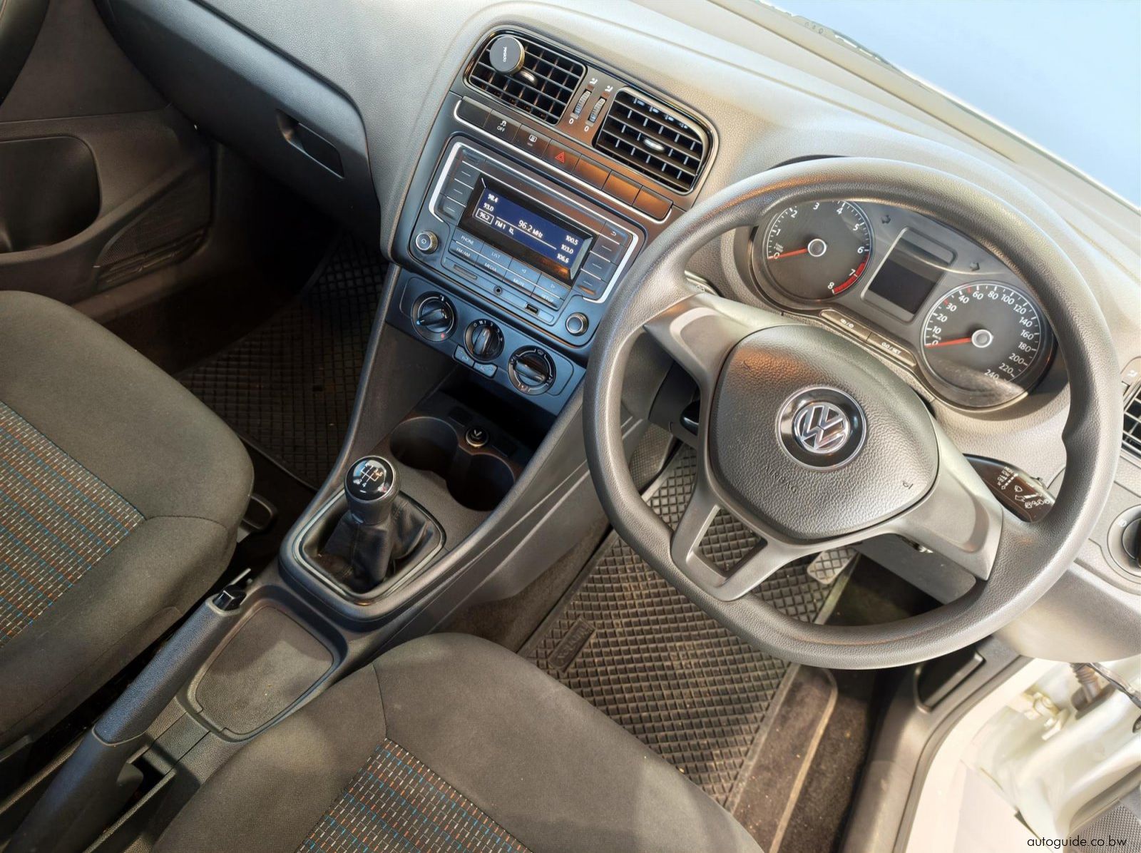 2019 Volkswagen Polo Vivo 1.4 Trendline pictures