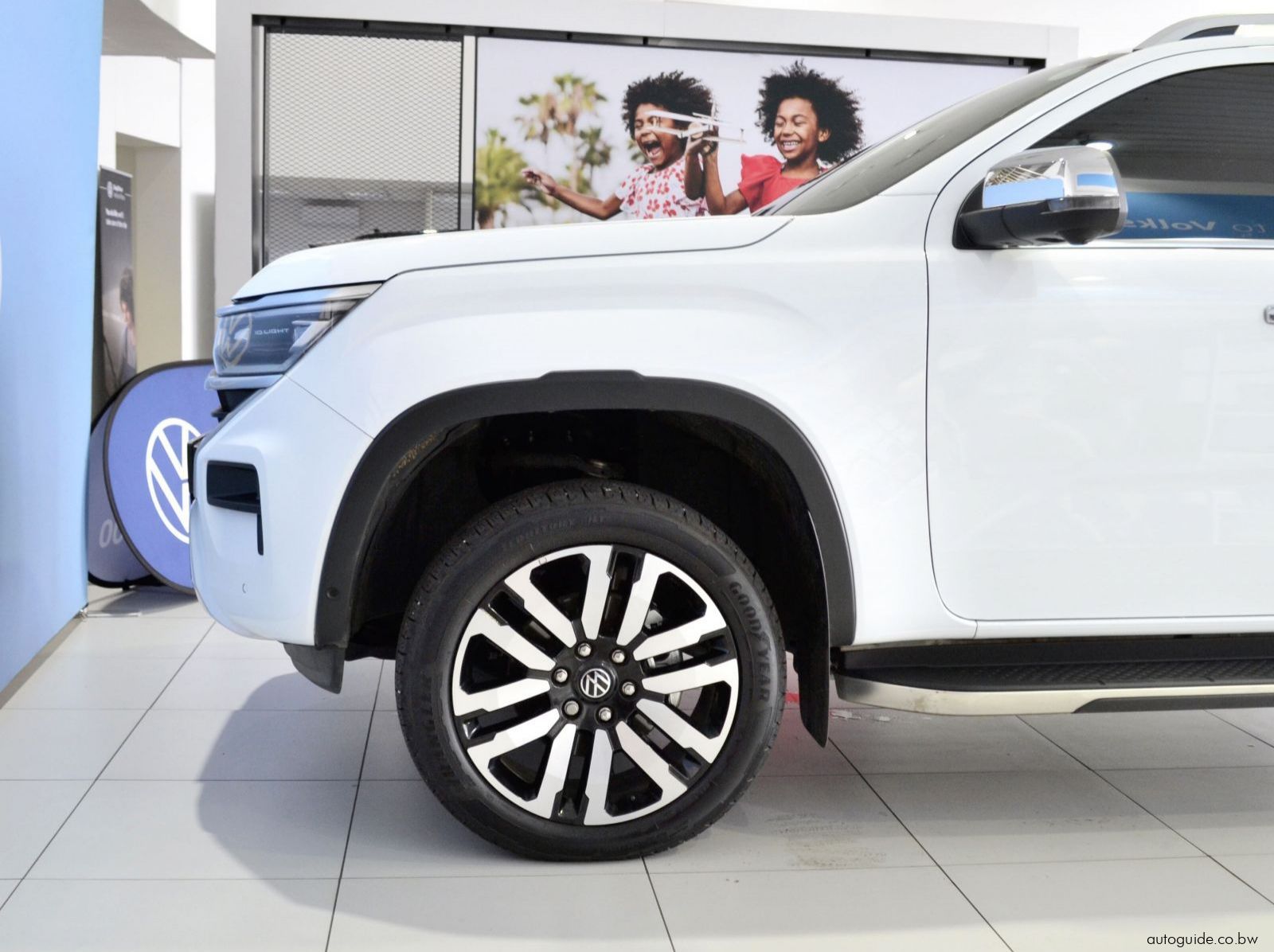 2025 Volkswagen Amarok Aventura V6 - 4 Motion pictures