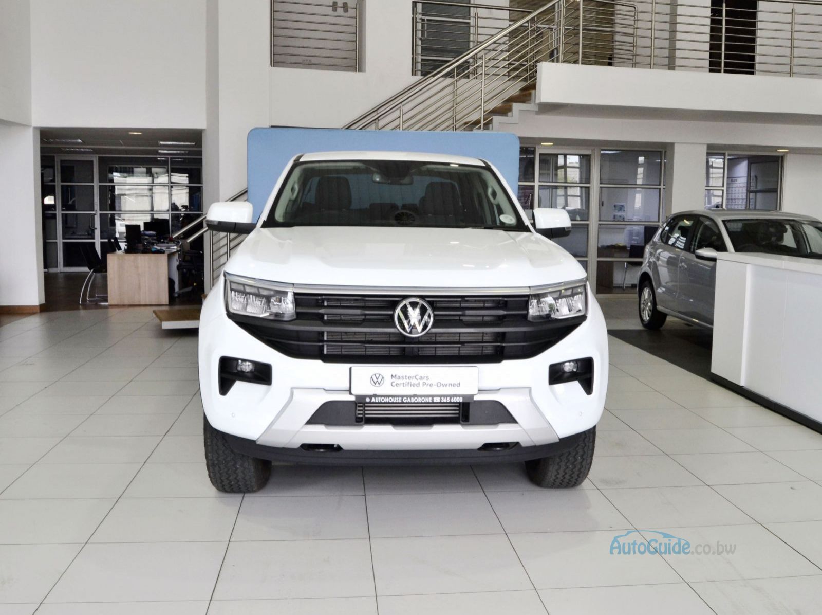 2025 Volkswagen Amarok Life 4Motion pictures