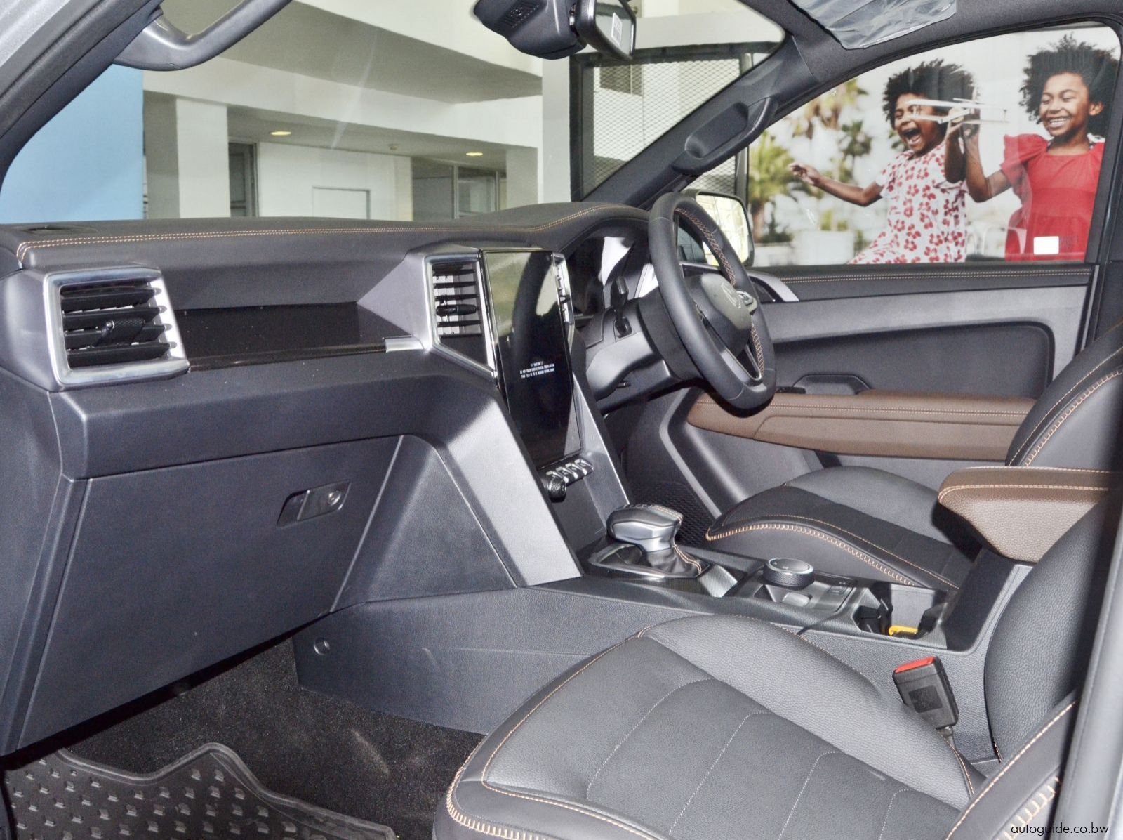 2025 Volkswagen Amarok Pan Americana 4Motion pictures