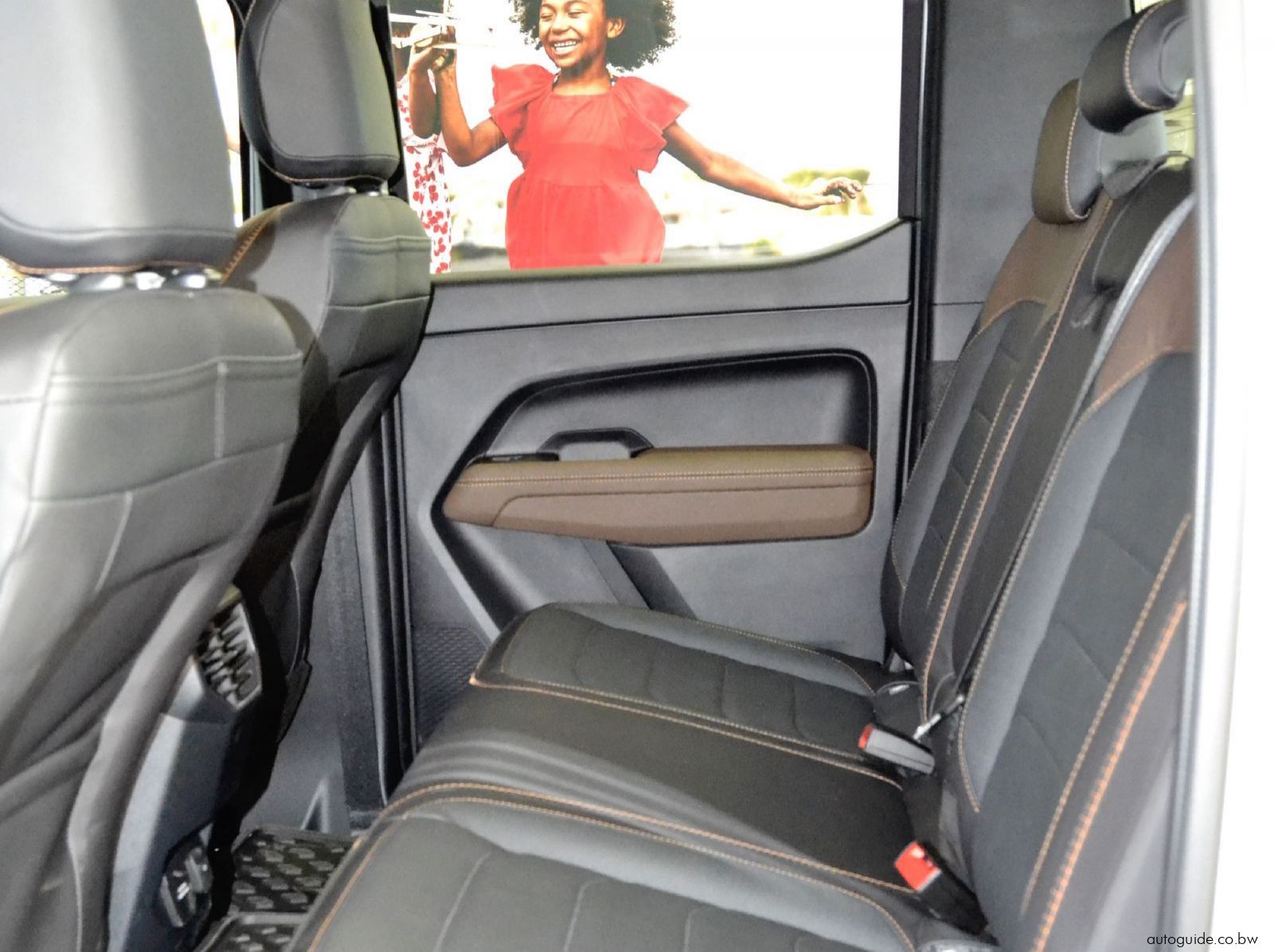 2025 Volkswagen Amarok Pan Americana 4Motion pictures