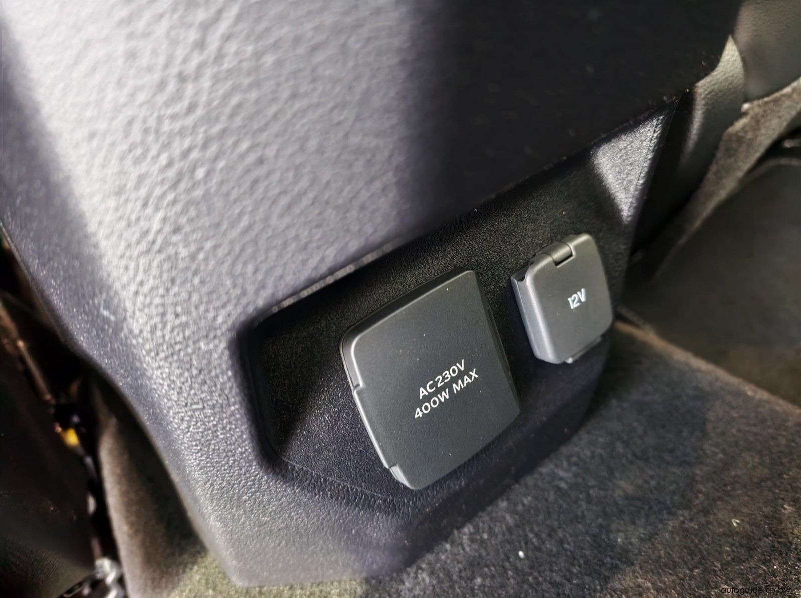 2026 Volkswagen Amarok Dark Label 2.0TDi 4x4 A/T pictures