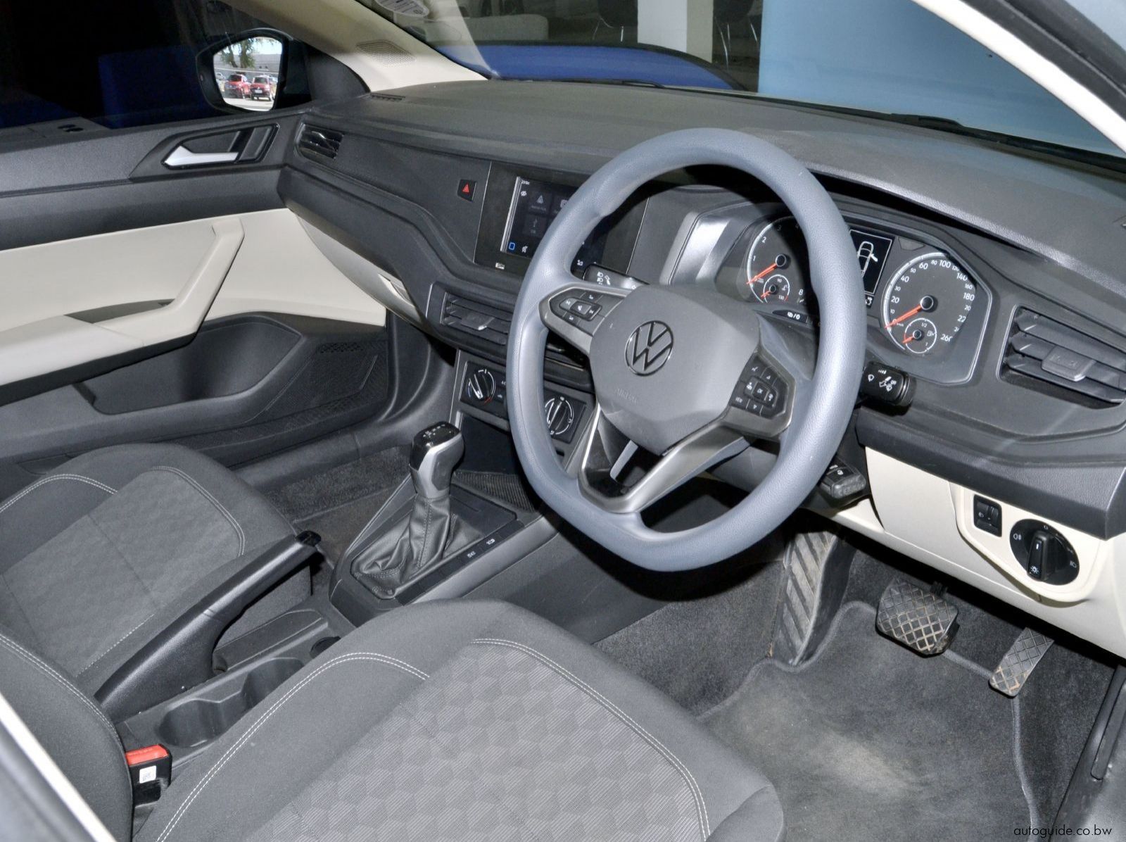 2024 Volkswagen Polo Sedan pictures