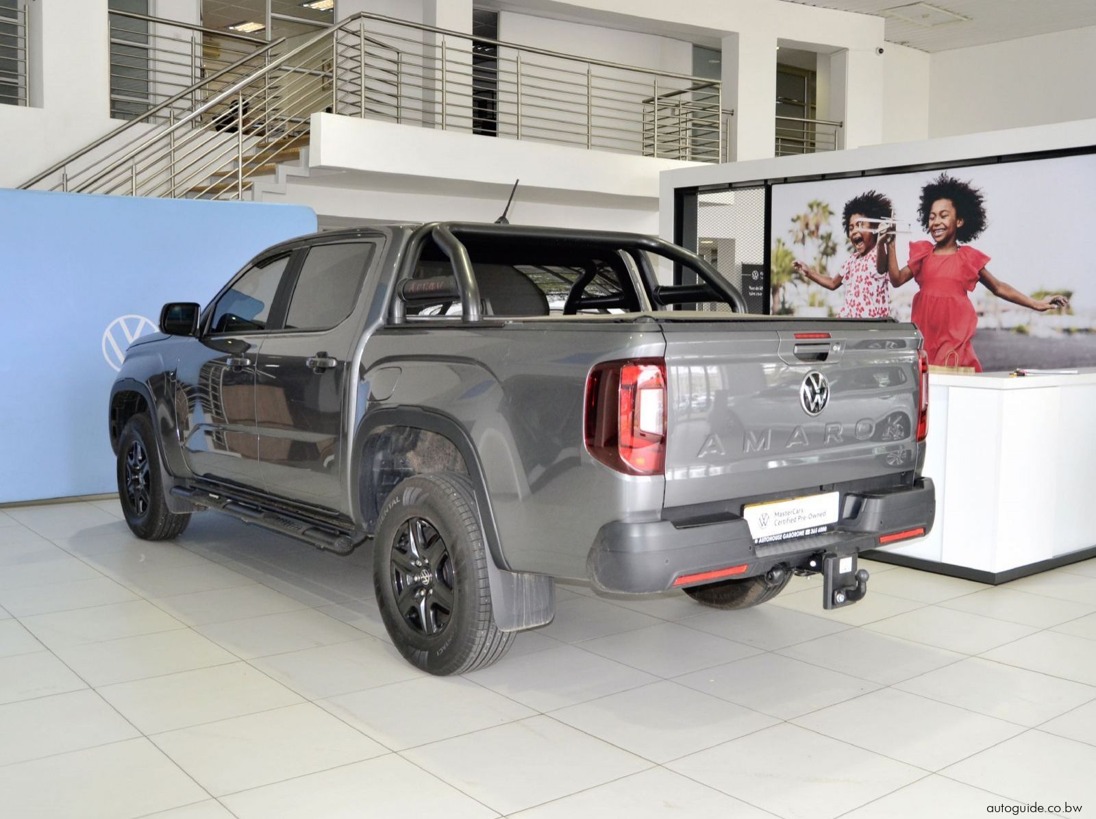 2025 Volkswagen Amarok Life pictures