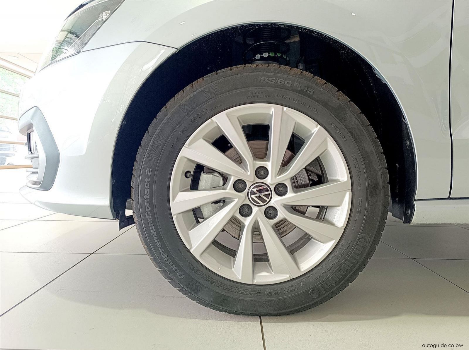 2025 Volkswagen Polo Vivo 1.6L 77kW pictures