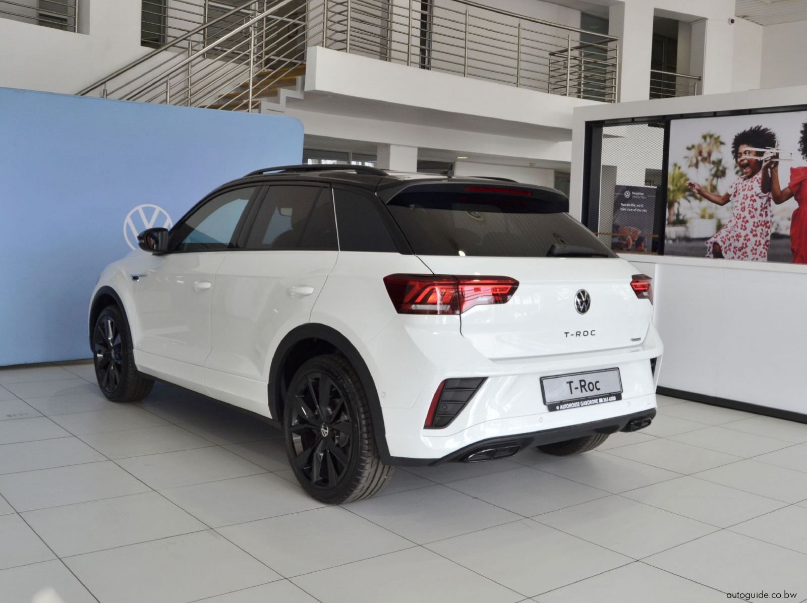 2025 Volkswagen T-Roc 2.0 TSi R-Line pictures