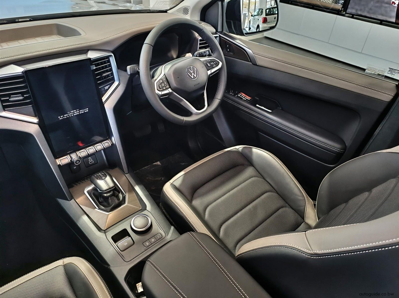 2026 Volkswagen Amarok Style V6 4x4 3.0TDi pictures