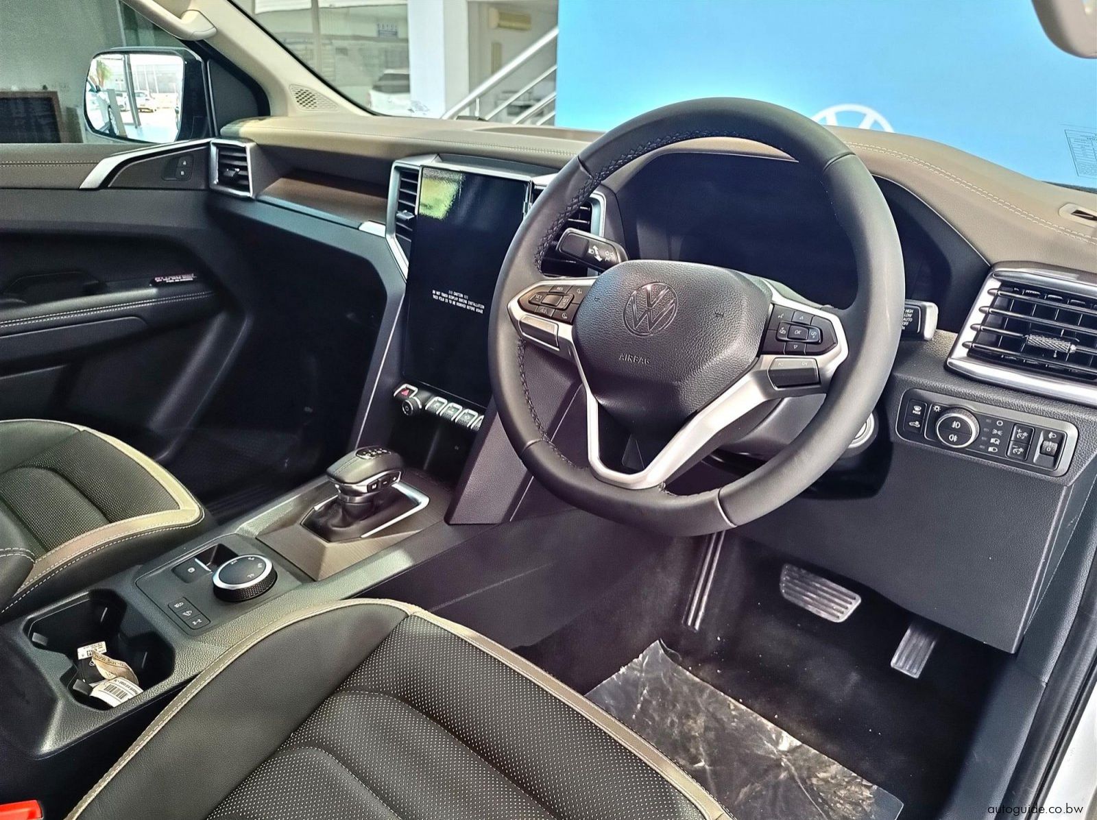 2026 Volkswagen Amarok Style V6 4x4 3.0TDi pictures
