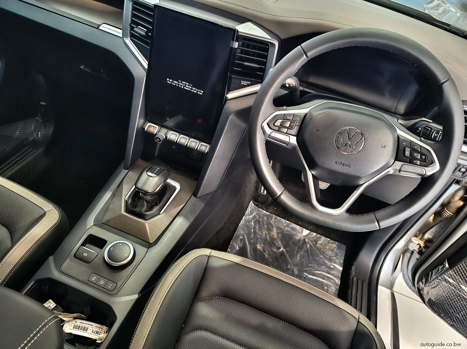 2026 Volkswagen Amarok Style V6 4x4 3.0TDi pictures