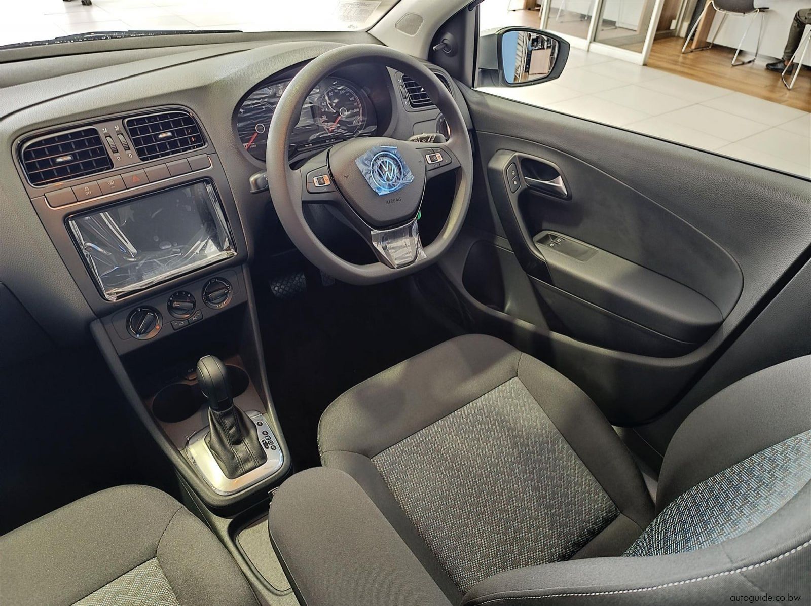 2026 Volkswagen Polo Vivo 1.6L 77kW pictures
