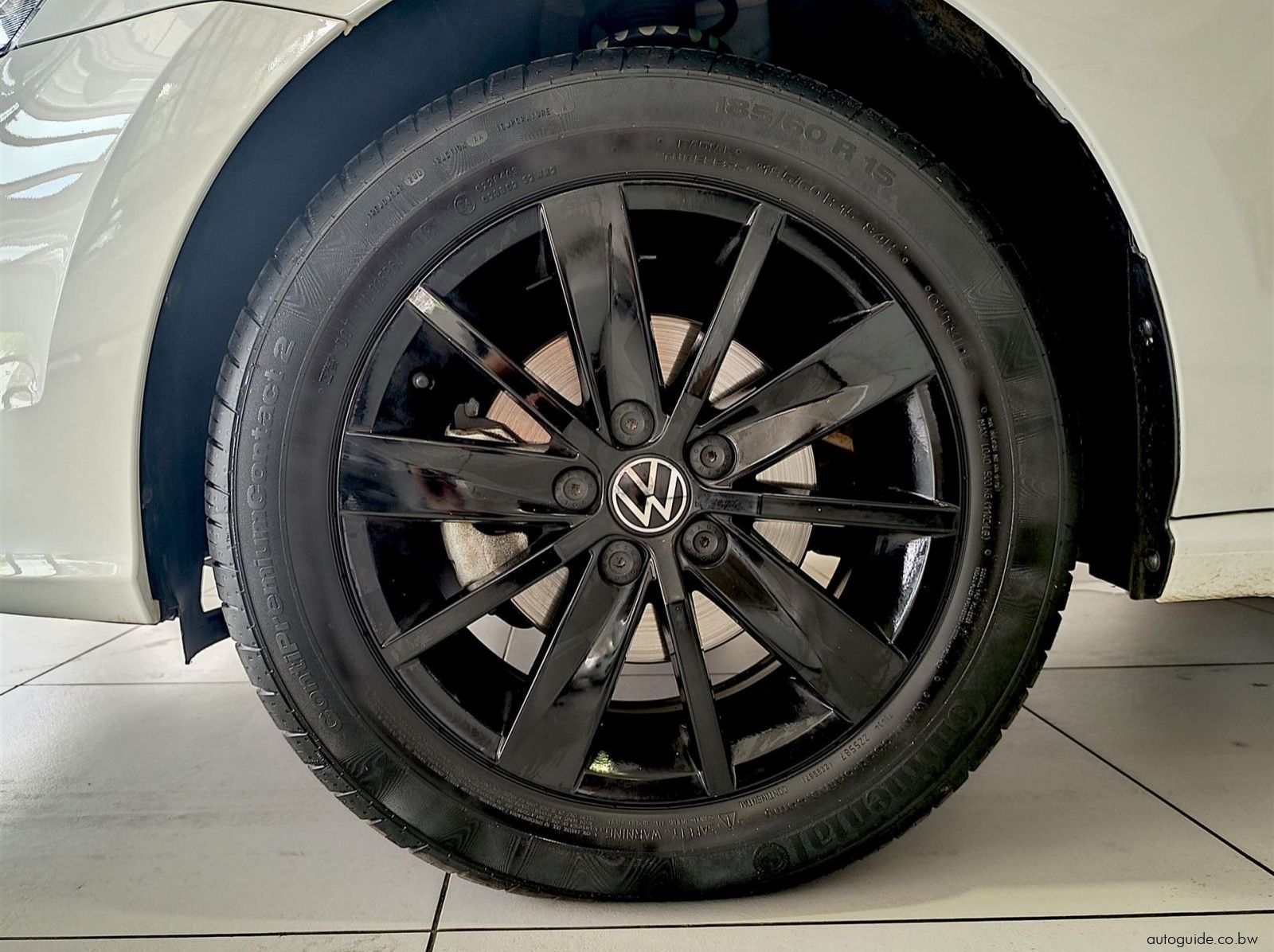 2025 Volkswagen Polo Vivo Life 63kW pictures