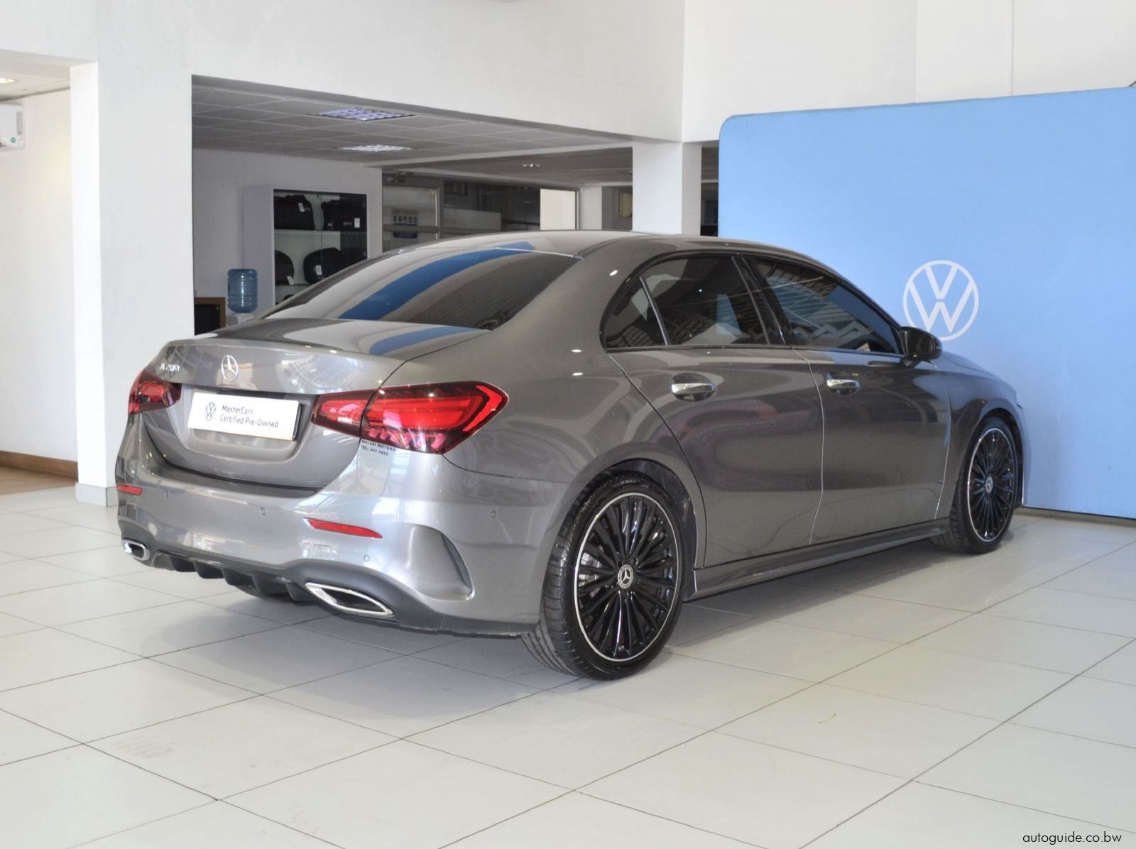 2023 Mercedes-Benz A200 pictures