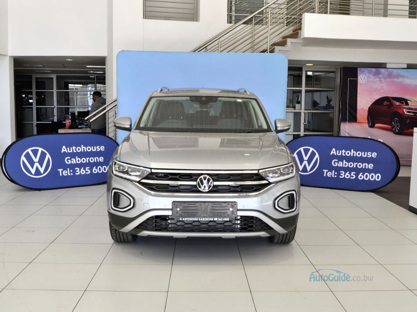 2025 Volkswagen T-Roc Design TSi pictures