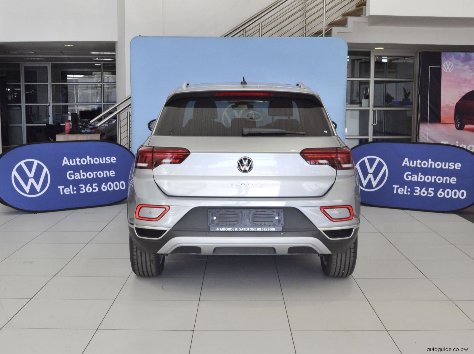 2025 Volkswagen T-Roc Design TSi pictures