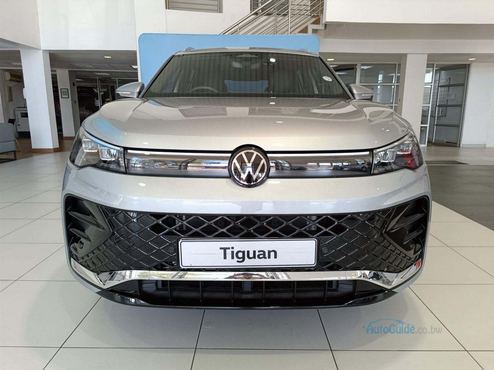 2025 Volkswagen Tiguan 2.0TDi 110kw R-Line pictures