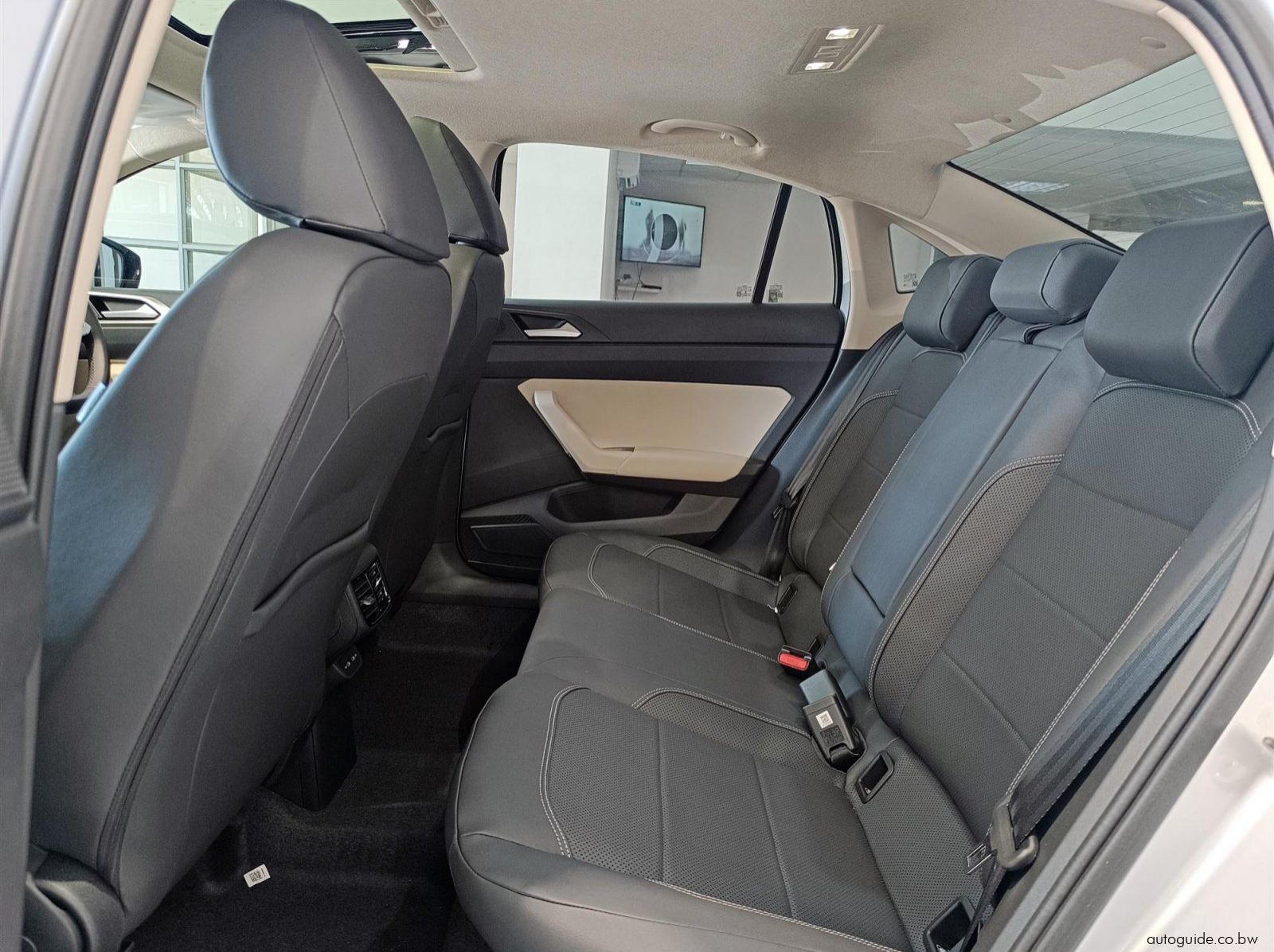 2026 Volkswagen Polo Sedan 1.0L TSi 85kW pictures