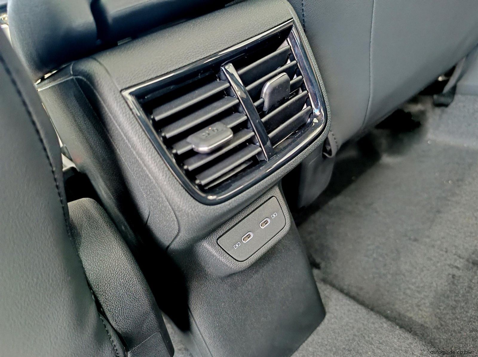 2026 Volkswagen Polo Sedan 1.0L TSi 85kW pictures