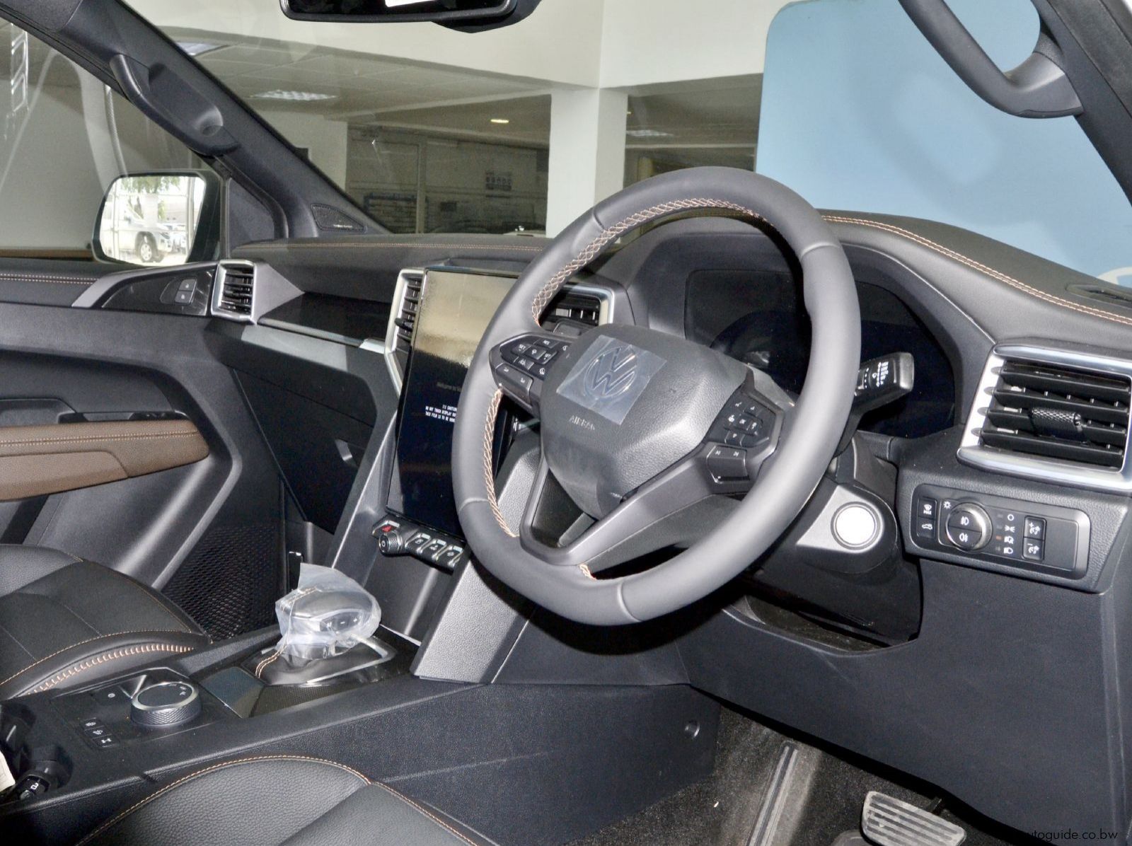 2025 Volkswagen Amarok Pan Americana 4Motion pictures