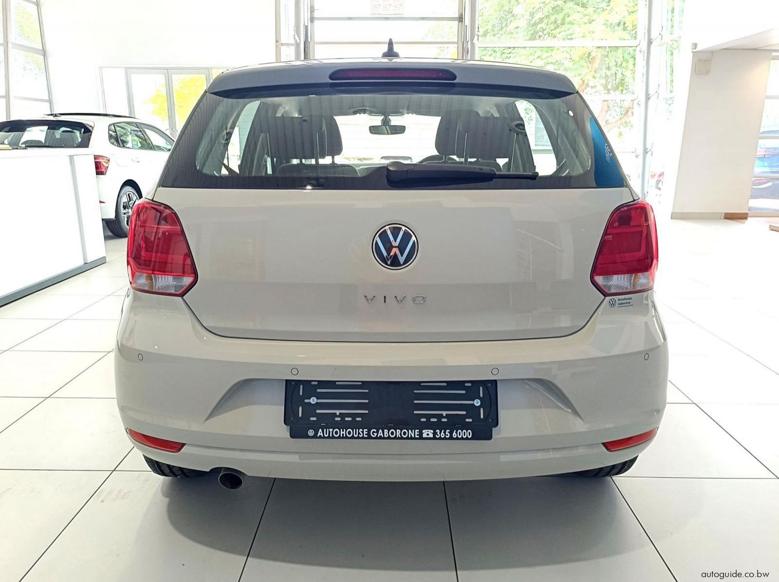 2025 Volkswagen Polo Vivo Life 1.4L pictures