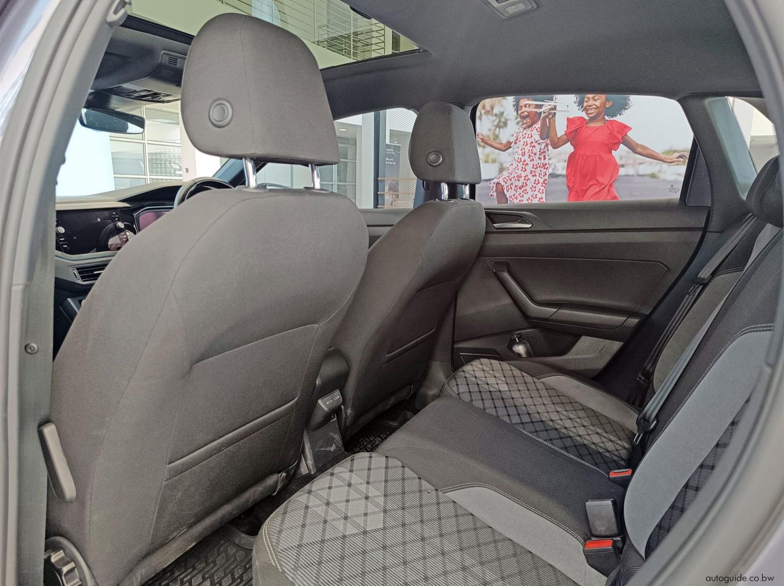 2024 Volkswagen Polo R-Line 1.0L TSi pictures