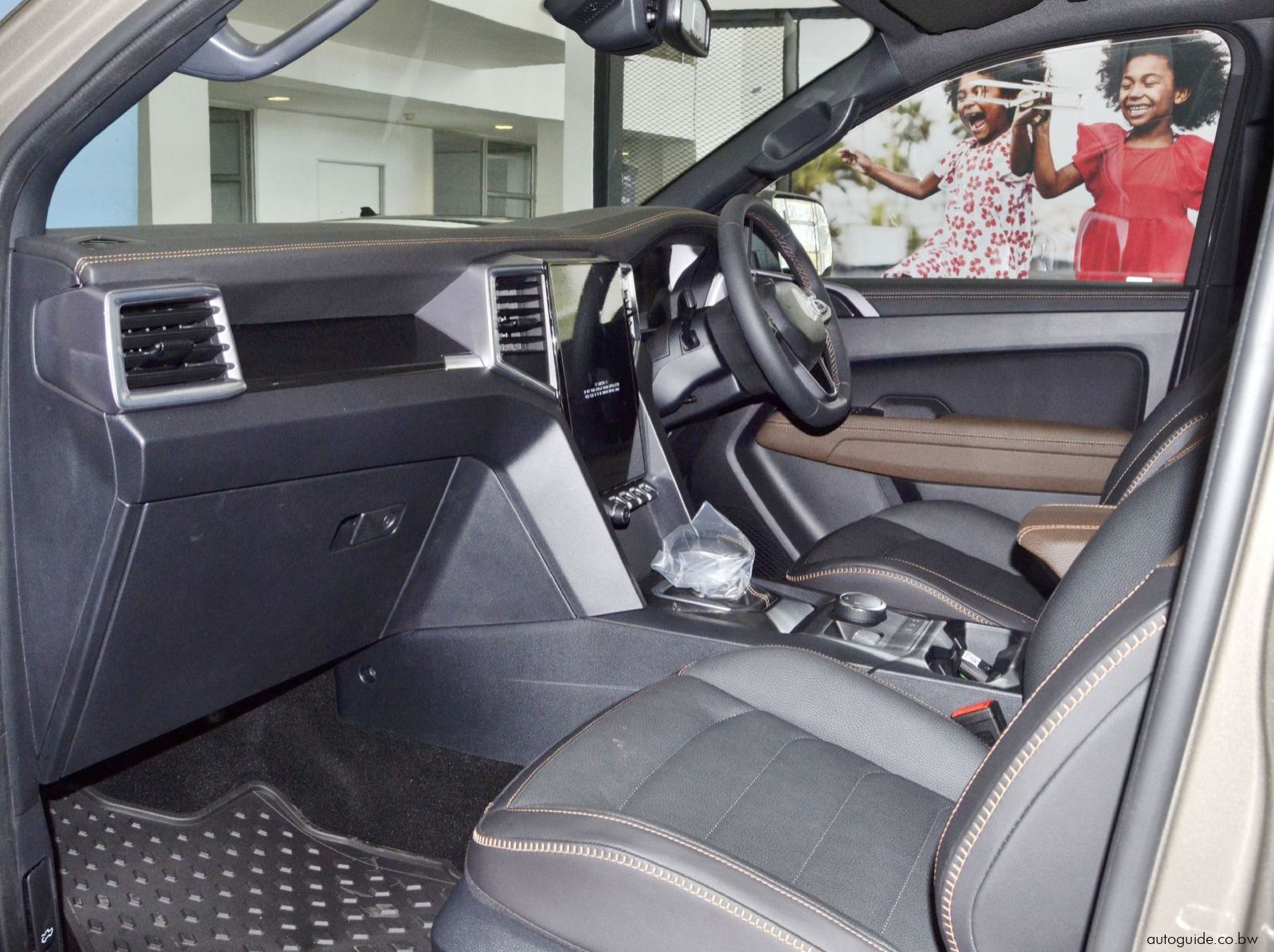 2025 Volkswagen Amarok Pan Americana 4Motion pictures