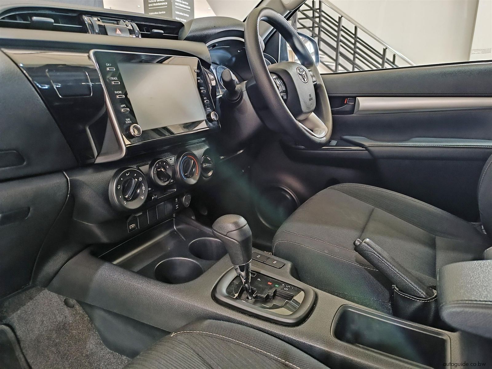 2024 Toyota Hilux Raider GD-6 2.4 4x4 AT photo