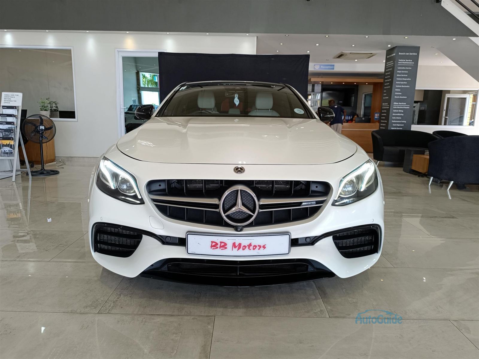 2017 Mercedes-Benz E 63S AMG V8 Bi-Turbo photo