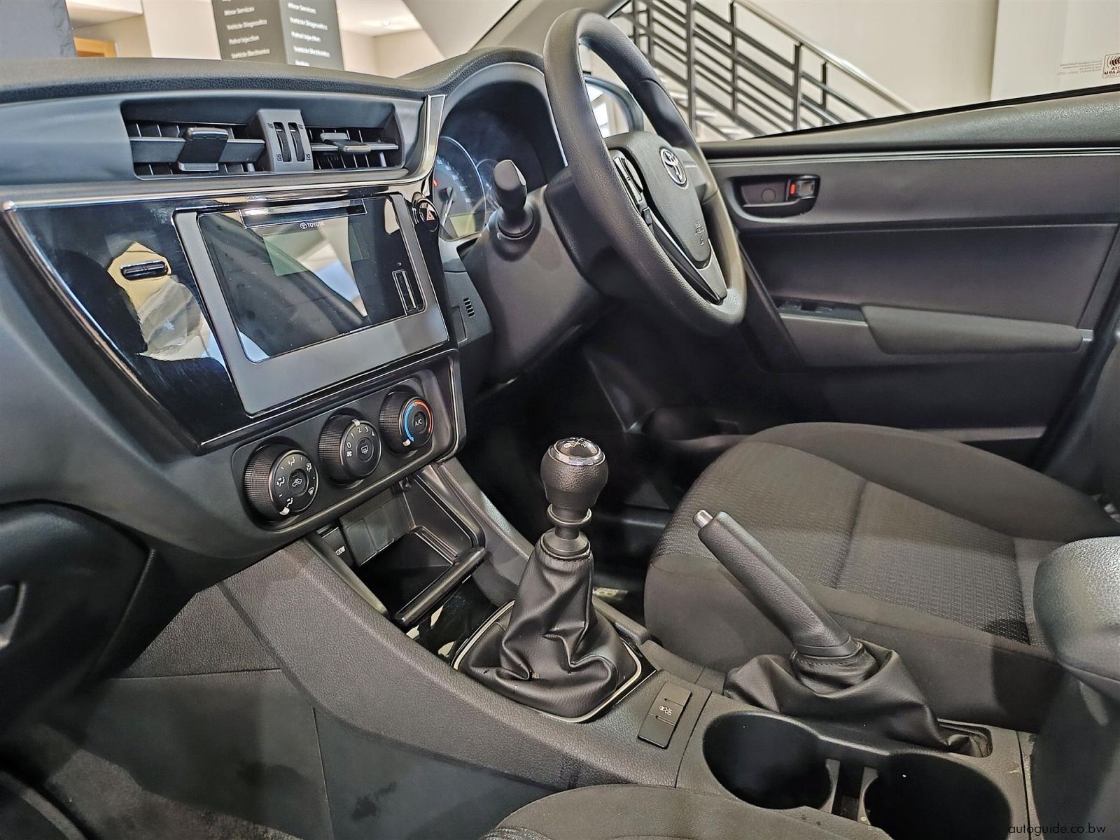 2024 Toyota Corolla Quest 1.8 photo
