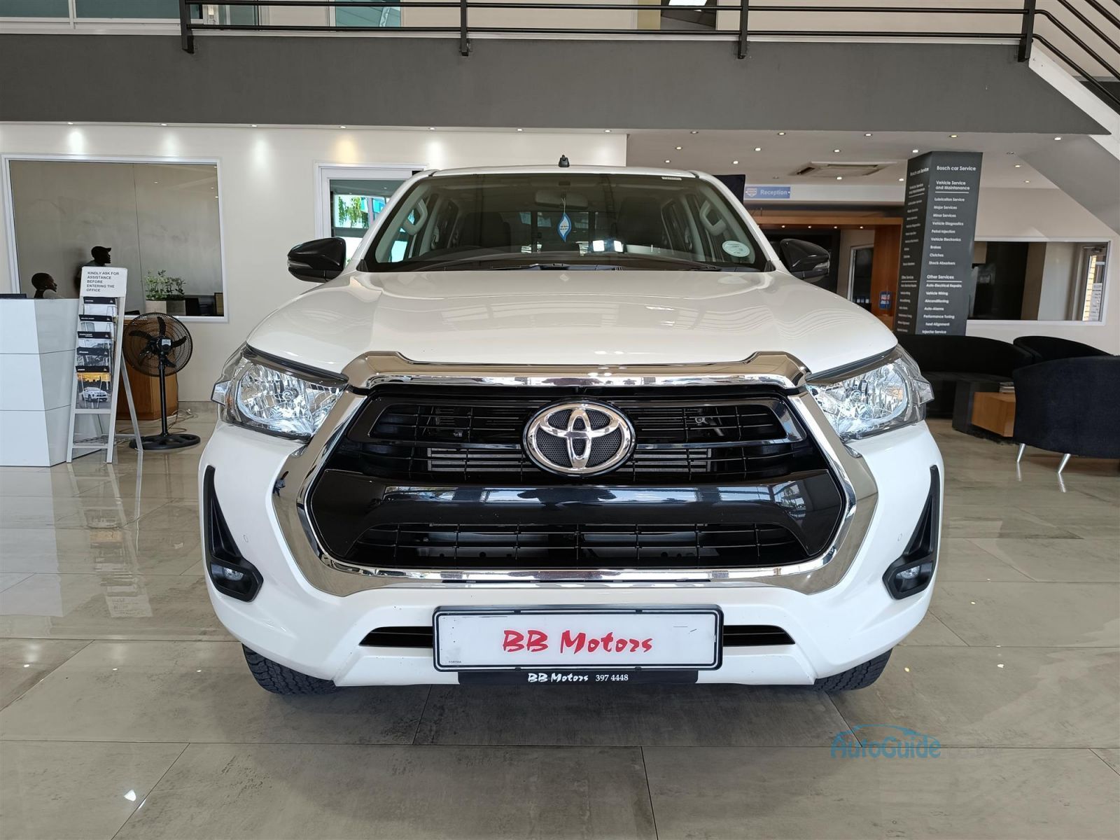2023 Toyota Hilux Raider GD-6 2.4 4x4 AT photo