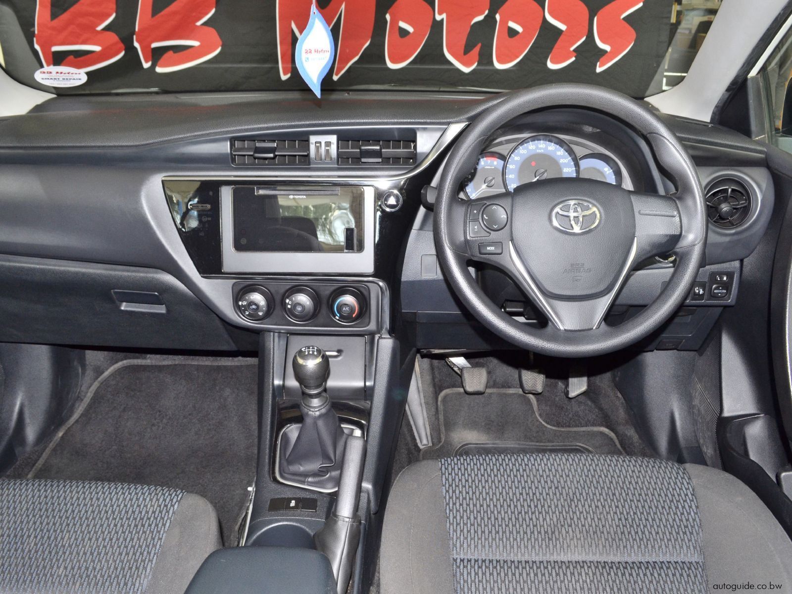 2024 Toyota Corolla Quest photo