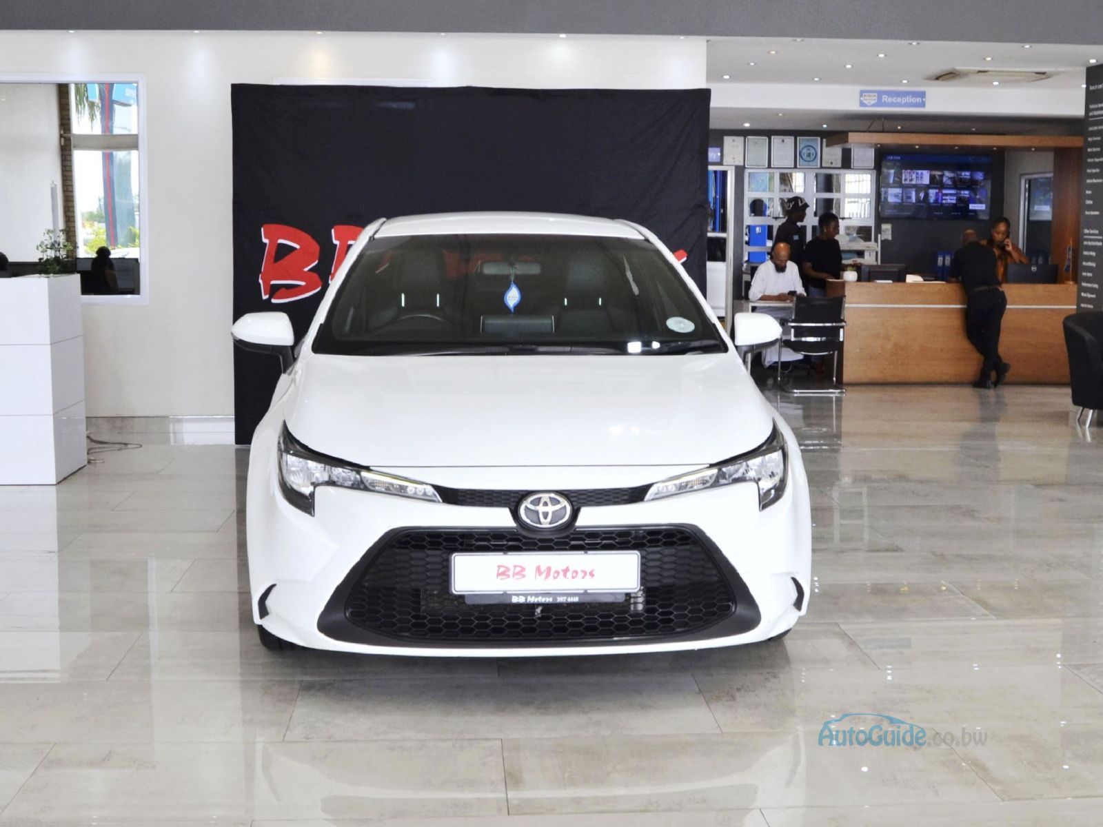 2020 Toyota Corolla XS photo