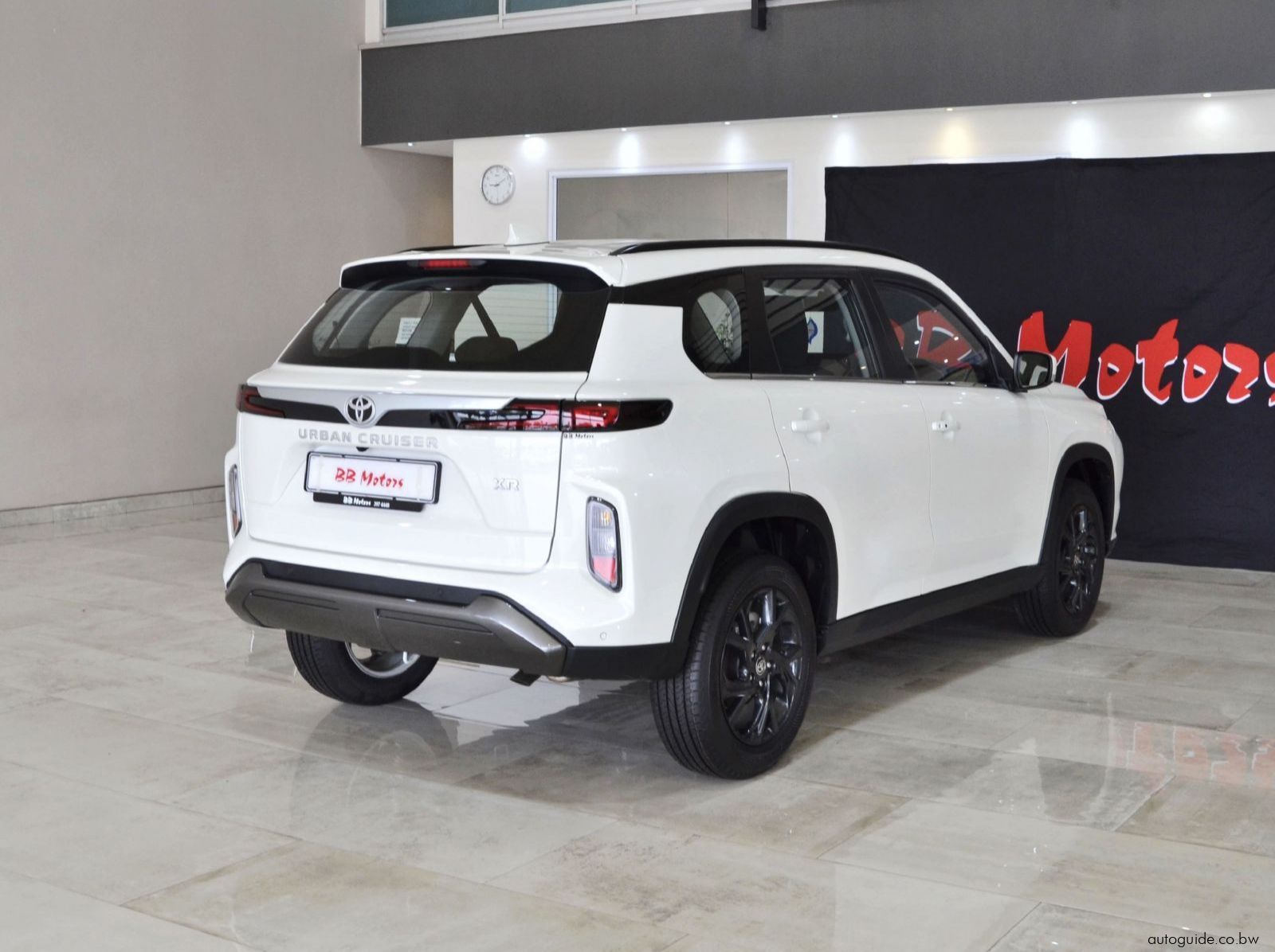 2025 Toyota Urban Cruiser XR pictures