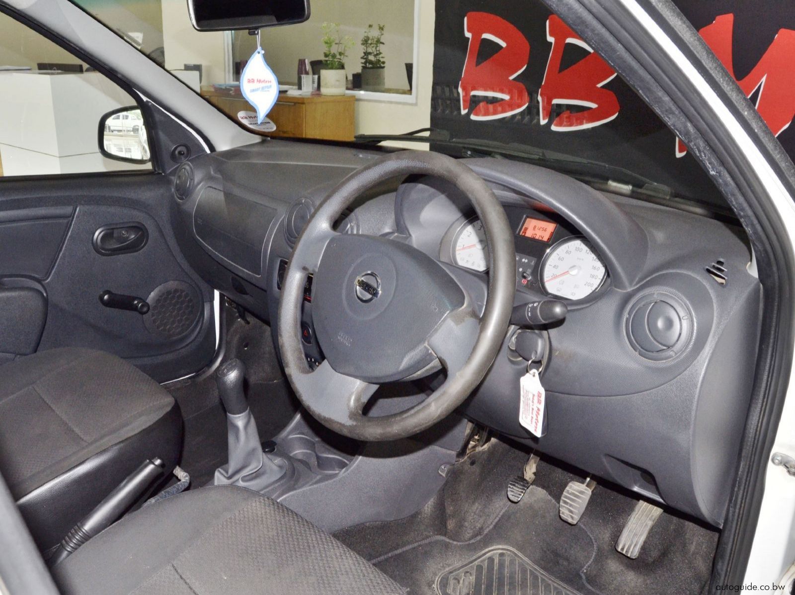 2022 Nissan NP200 Utility pictures