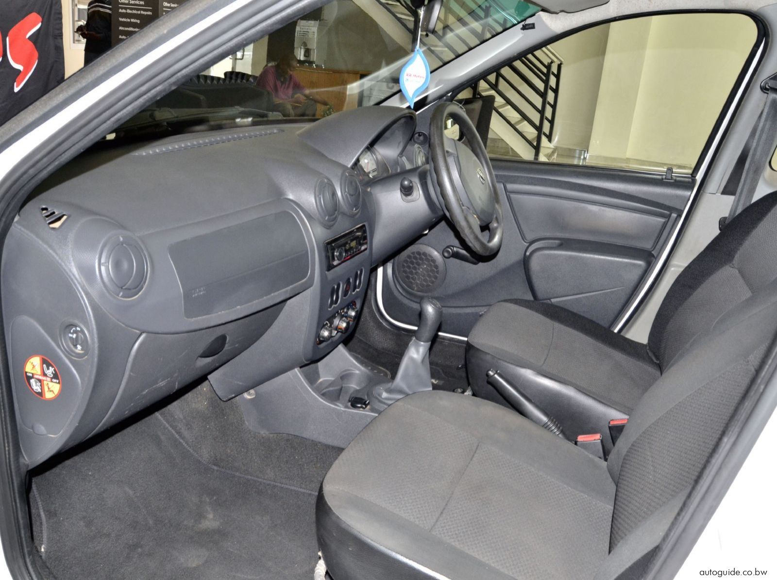 2022 Nissan NP200 Utility pictures