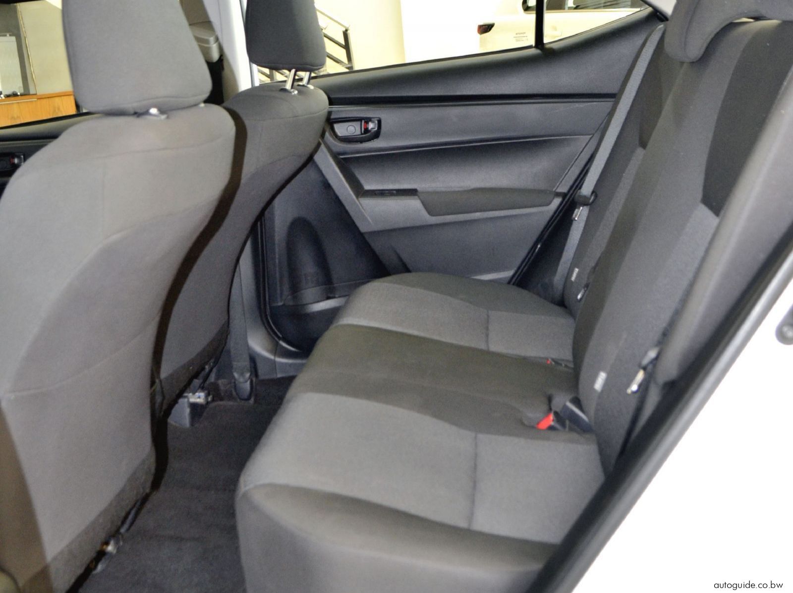2024 Toyota Corolla Quest pictures