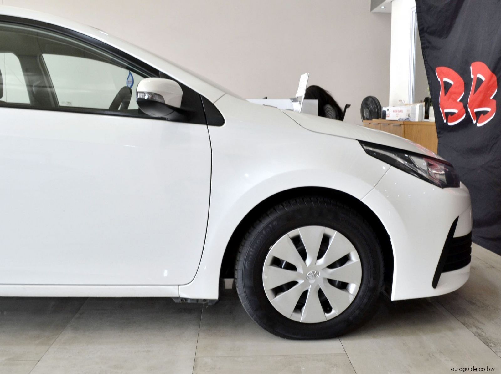 2024 Toyota Corolla Quest pictures