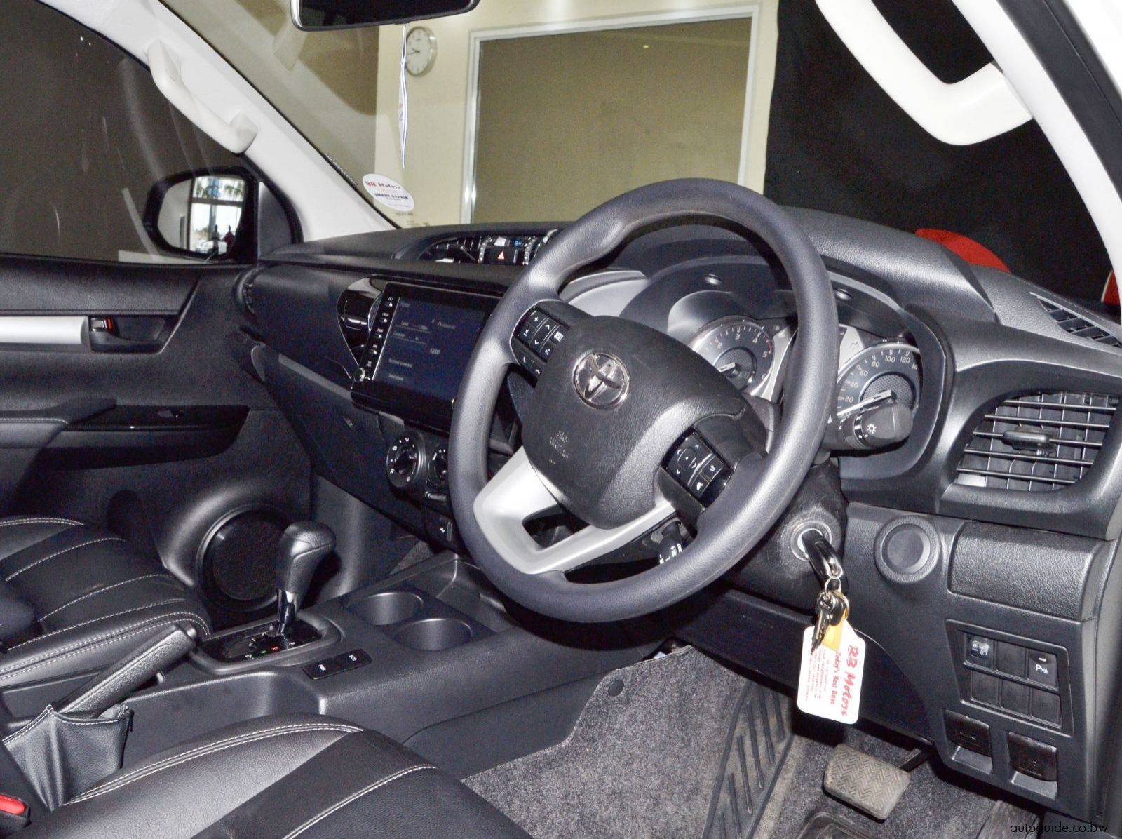 2025 Toyota Hilux GD6 pictures